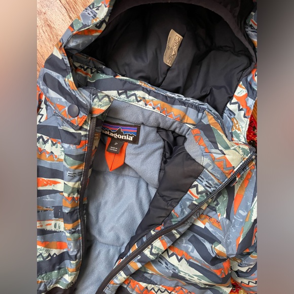 Patagonia Snow Pile Coat - Picture 2 of 2